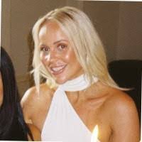 Samantha Penberthy's Instagram, Twitter & Facebook