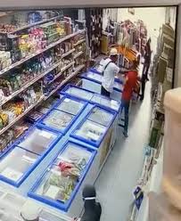 Since its establishment, family store has been growing rapidly and steadily. Video Seremban Man Chokes Harasses Shop Employee For Asking Him To Put On A Mask