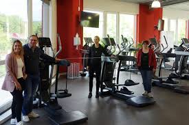 Der vorschlag der ministerpräsidentenkonferenz, der massiv in der kritik stand, wurde am mittwoch von merkel wieder. Fitnessstudios Offnen Am 27 Mai Vorbereitungen Laufen Ak Kurier De