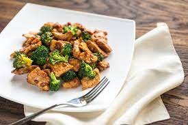 Anda bisa menjadikan hidangan ini sebagai sebagai makanan pembuka, penutup, atau makanan utama jika sedang dalam program diet. 5 Ide Menu Makan Malam Diet Yang Enak Dan Sehat Okadoc