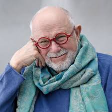 Recently read of the death of Tommie dePaola, author of many wonderful  children's books. Often with Italian family themes