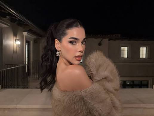 Kenia Os - Kenia Os added a new photo — in Los Angeles, CA.