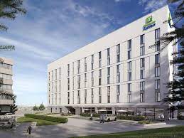 Ambiance, proximity to the airport, clean rooms and common premises, cozy restaurant area and good food. Hotels In Frankfurt Am Main Top 12 Hotels In Frankfurt Am Main Germany By Ihg Price From Eur 66 24