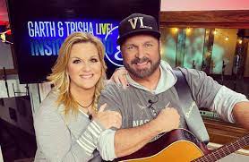 Don't miss garth brooks 2021 stadium tour. Garth Brooks On Twitter Thanks For Letting Us Be Part Of The Healing We Love You All G T Garthandtrishalive