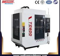 2000rpm High Speed CNC Tapping Center TD600 TD700 CNC Drilling Tapping  Milling Center