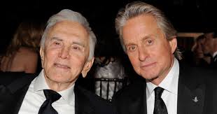 Mort de Kirk Douglas : qui sont les trois frères de Michael Douglas ?