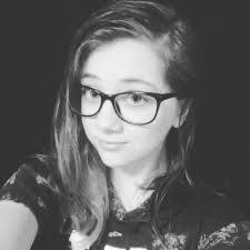 Courtney Mcnutt's Instagram, Twitter & Facebook