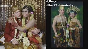 Berwajah tampan dengan body good looking, tidak serta merta membuatnya mudah memilih pasangan. Tkw Blitar Dinikahi Bule Ini Dulu Viral 8 Tahun Berlalu Begini Kabarnya Kini Penampilan Berubah Halaman All Tribunnewsmaker Com