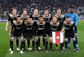 'hij was altijd al rustig, ook op school. Amsterdamsche Football Club Ajax Temporada 2018 19 Matthijs De Ligt Daley Blind Donny Van De Beek Dusan Tadic Joel Veltman Y Voetbal Football Merkidentiteit