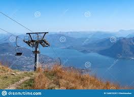 If playback doesn't begin shortly, try. Ozero Madzhore S Kanatnoj Dorogi Shtreza Severnaya Italiya Stokovoe Foto Izobrazhenie Naschityvayushej Ostrov Panoramno 164813232