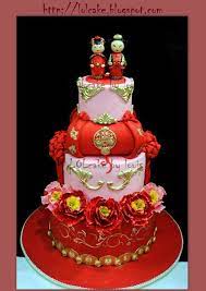 They have great dun tats! Oriental Wedding Asian Cake Wedding Cake Red Gorgeous Wedding Cake