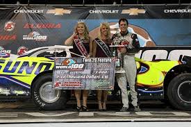 Matt Miller & Jonathan Davenport take World 100 prelim wins at Eldora  Speedway!