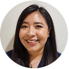 Rachel Ott's Instagram, Twitter & Facebook