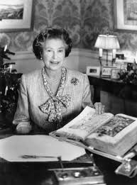 The queen's christmas message (also known as the king's christmas message in the reign of a male monarch, formally as her majesty's most gracious speech). What Time Is The Queen S Speech On Christmas Day And What Is Her Royal Highness Theme This Year