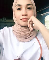 Discover izreen azminda net worth, biography, age, height, dating, wiki. Izreen Azminda Explore Tumblr Posts And Blogs Tumgir