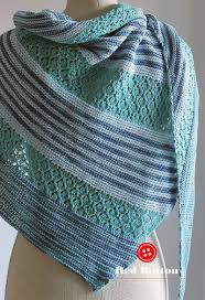 Intermediate carnation is a light and dreamy shawl. Free Knitting Pattern For Daria Shawl Triangle Shaped Shawl Knit With Three Colors In A Combin Shawl Knitting Patterns Shawl Patterns Scarf Knitting Patterns