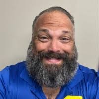 Tina Dunphy's Instagram, Twitter & Facebook