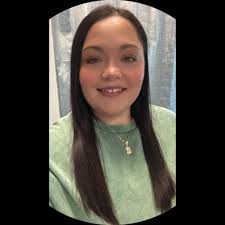 Looking for good recommendations for photographers who can do family  photos. Someone who doesn't take 60-90 days to edit and send photos back.  Preferably someone who can send them within 30 days