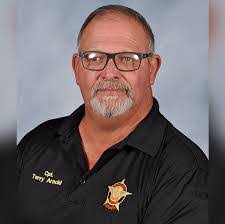 Jakki Arnold's Instagram, Twitter & Facebook