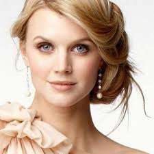 Wedding Hairstyles For Oval Shaped Faces Google Search Wedding Hairstyles For Medium Hair Prom Hairstyles For Short Hair Party Hairstyles For Long Hair