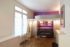 Lorsque l'on s'installe dans un nouveau studio et que l'on dispose de ressources de jeune qui entre nouvellement dans la vie active, ce n'est pas toujours bureau entrée, couloir et escalier studios et petits espaces. Amenager Un Petit Espace Zoom Sur Trois Studios De Moins De 20 M