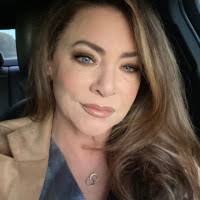 Elizabeth Veal Email & Phone Number