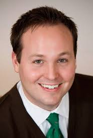 Lyric Theatre presents "H.M.S. Pinafore" March 23 & 25