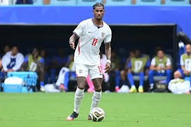 Man Utd bid for £42.5m midfielder expected this week