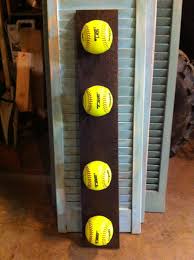 What A Cool And Easy Diy Idea Softball Room Decor Softball Decorations Softball Players