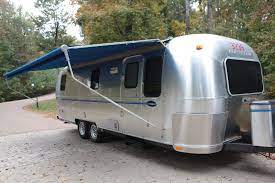 The Interior Of The Trailer Is In Immaculate Condition This Trailer Has Been Used Very Little It Is Smoke Safari Travel Travel Trailer Recreational Vehicles