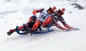 Rodeln in tirol ist ein riesenspaß für die ganze familie. Die Weltmeister Aus Hopfgarten
