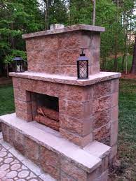 Dress up your backyard patio with some gorgeous outdoor fireplace ideas that can be enjoyed for relaxing and entertaining. Pin By Michele Wimmer On Home Decor Diy Outdoor Fireplace Diy Patio Pavers Outdoor Fireplace