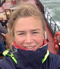 Renee Ferry's Instagram, Twitter & Facebook