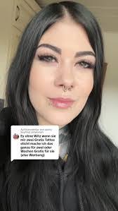 Jenny Seyfried's Instagram, Twitter & Facebook