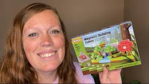 Amazon.com: Wanplay 100PCS Magnetic Blocks, 1 inch Building Blocks for  Kids, SETM Sensory Toys for Toddlers, Building Blocks Cubes, Birthday Gift  for Boys and Girls Aged 3-12 Creative Construction Toys : Toys