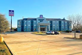 Image result for Rodeway Inn Decatur TX