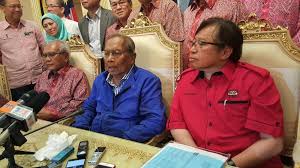 One of adenan satem's biggest rivals recalls 4 things about the late chief minister. Sarawak Bn Opposition Grieve Over Adenan S Death Malaysia Malay Mail