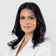 Kiana Danial (@investdiva) • Instagram photos and videos