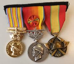 Comment Porter La Legion D Honneur Ou L Onm Selon Votre Grade