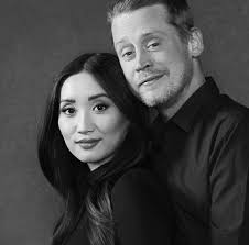 He rose to prominence as a child actor and is known for playing kevin mccallis. Dakota Song Culkin Wiki Bio Age Macaulay Culkin Brenda Song Son Pictures Wikibioage