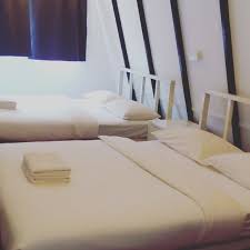 It can be pretty noisy unless they have a very canggih sound proofing system for their houses. Masbro Village Homestay Melaka 2021 Wah Cantiknya