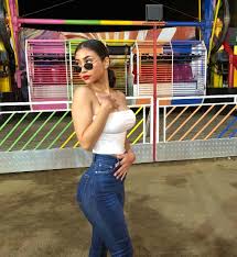 Jun 11, 2021 · ricky martin se une a paloma mami y juntos lanzan el single qué rico fuera. Pin By Badde St Curl On Paloma Mami Body Goals Girls Music Girl Inspiration