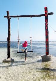 The first trip departing from gili trawangan is at 11:30, arriving in senggigi harbor at 11:50. Lombok Day 3 Rela Gosong Demi Gili Trawangan My Sketchwords
