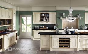 صور مطابخ واشكال مطابخ تتناسب مع كافة الأذواق من اختيار موبيكان Classic Kitchen Design Country Kitchen Designs Classic Kitchens