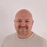 Dennis Eggen's Instagram, Twitter & Facebook