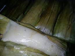 Bancuh tepung pulut dengan santan pekat.air gula merah & sikit garam.agak2 jangan terlalu cair nanti susah nak bungkus. Lepat Pisang Resepi
