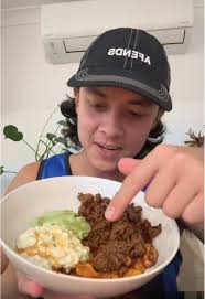 Hot Honey Beef Bowl Review