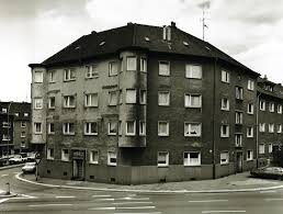 Thomas Struth Leipziger Strasse Essen 1989