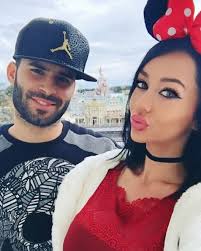 Melody santana is on facebook. La Ex De Jese Quien Juega Con Las Chicas Termina Enamorado De La Mas Puta El Correo
