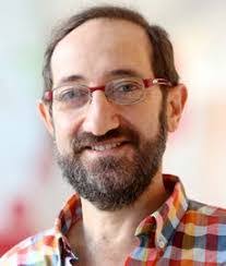 Adriana Sardi's Instagram, Twitter & Facebook